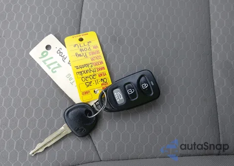 2020 Hyundai Elantra Sel z USA, uszkodzony, nr VIN 5NPD84LF7LH624290